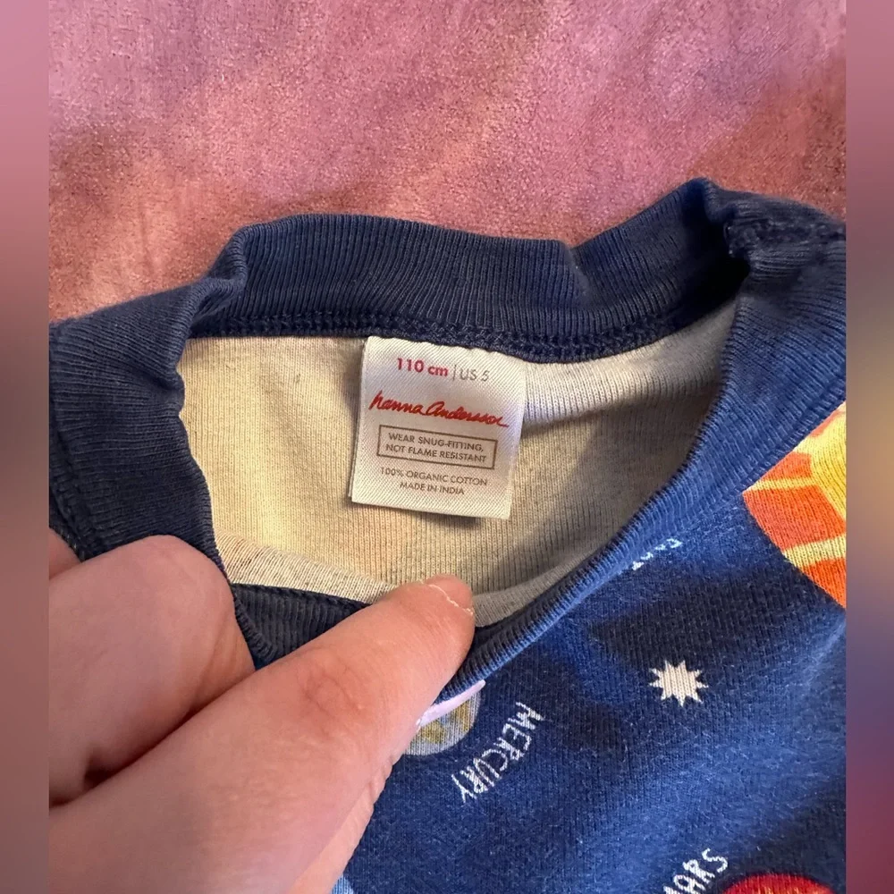 Hanna Andersson Kids Space-Themed Pajamas - Picture 2 of 4